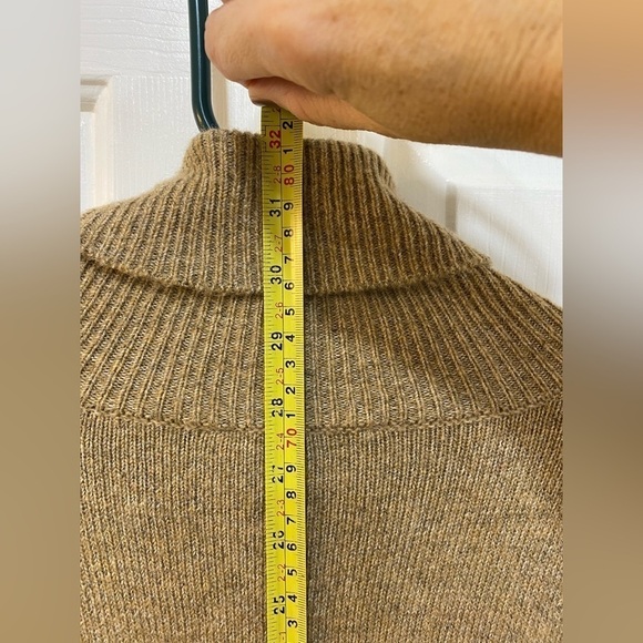 MICHAEL Michael Kors Loose Turtleneck Sweater Curved Hem Long Sleeve Women Sz L - Picture 8 of 10